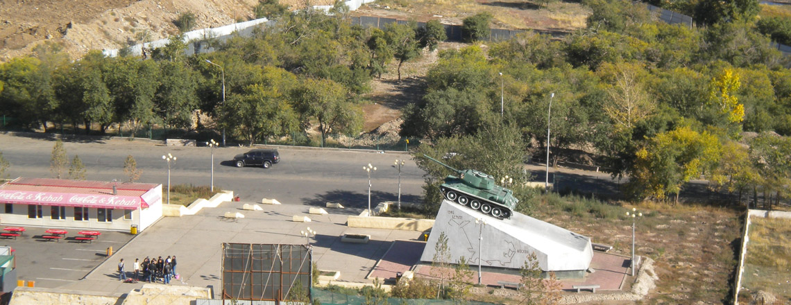 Танкийн хөшөө